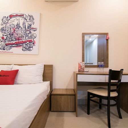 Reddoorz @ Hai Ba Trung Street Ho Chi Minh City Exterior photo